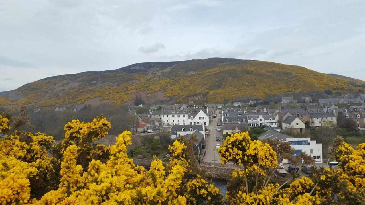 Helmsdale Lodge Hostel - All Rooms En-Suite Exterior photo